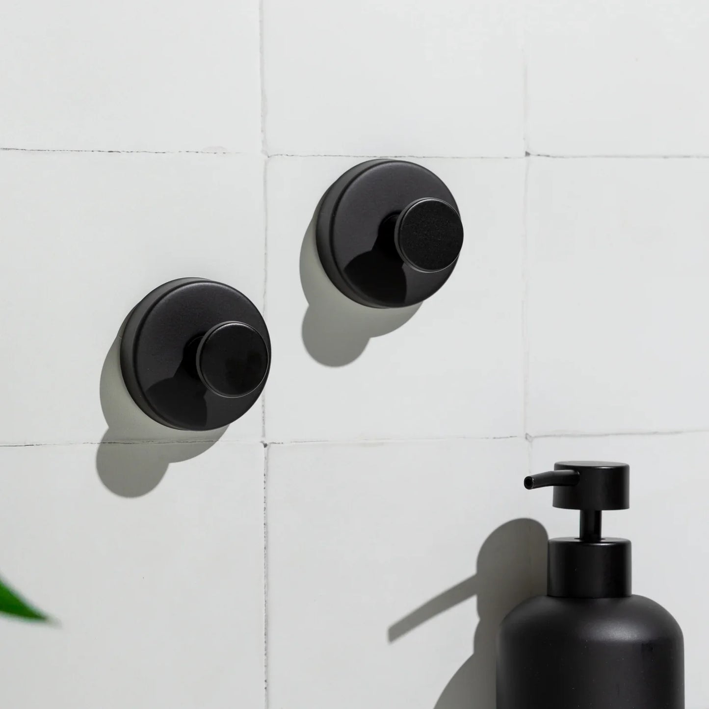 ScandicHook – Easy installation without drilling